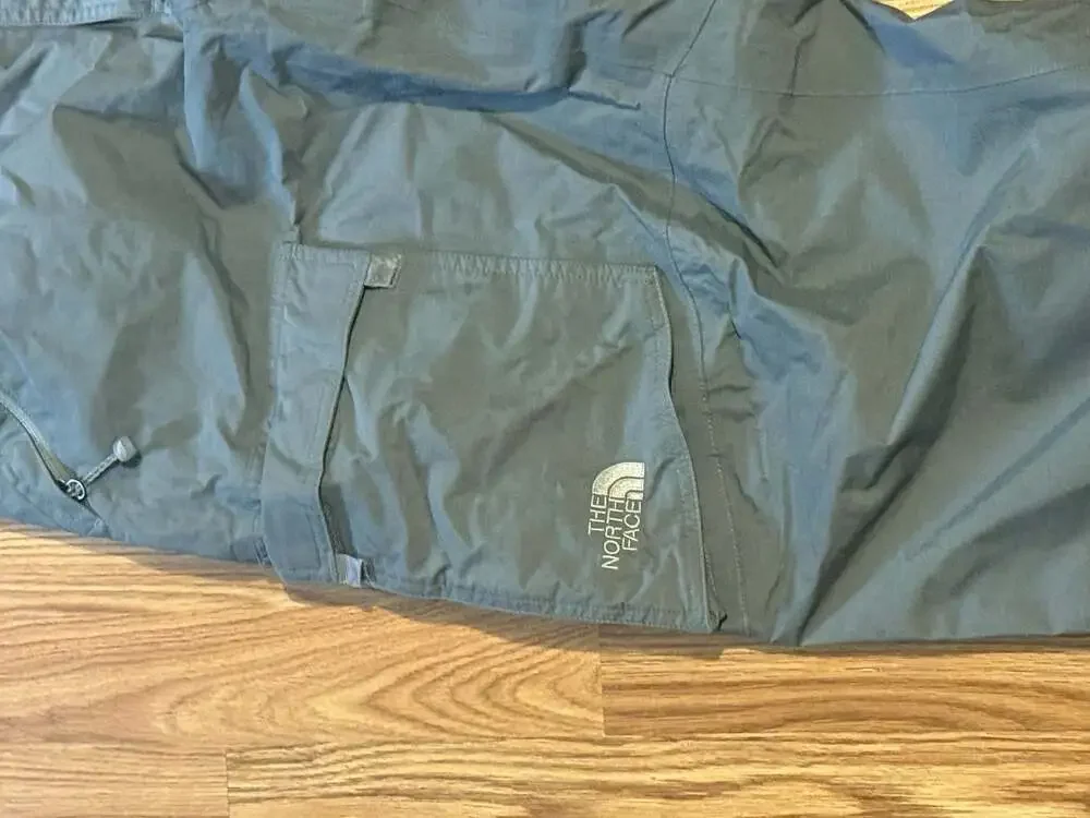 The North Face HyVent Ski Snowboard Pants Men's Size Large Gray